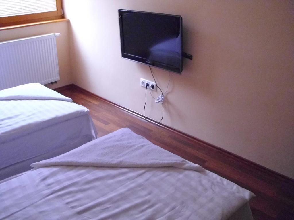 Guest House Mladost Presov Ngoại thất bức ảnh